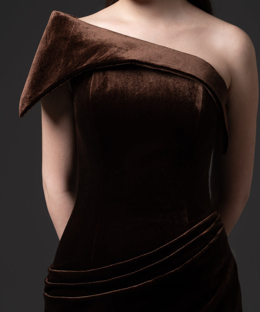 One Shoulder Brown Velvet Mermaid Evening Dress With High Side Slit