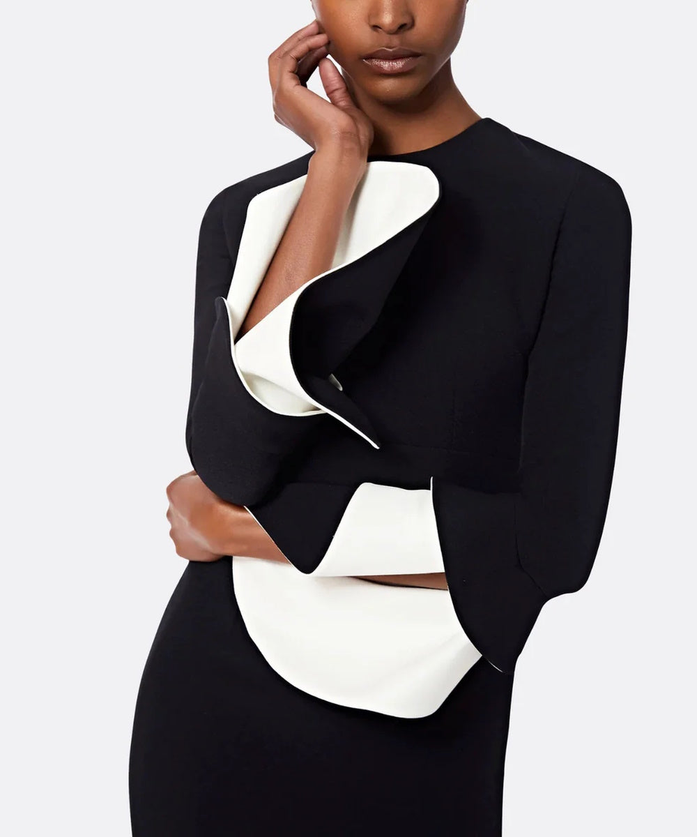 Black Crew Neck Two-Tone White Layered Flared Cuff Mermaid Train Evening Gown