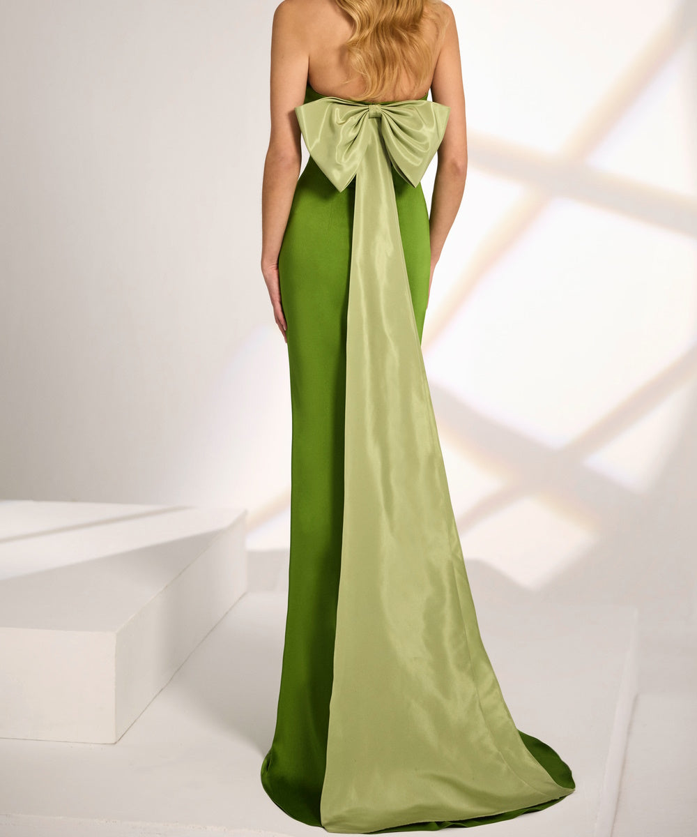 Two-Tone Strapless Mermaid Evening Gown With Large Back Bow