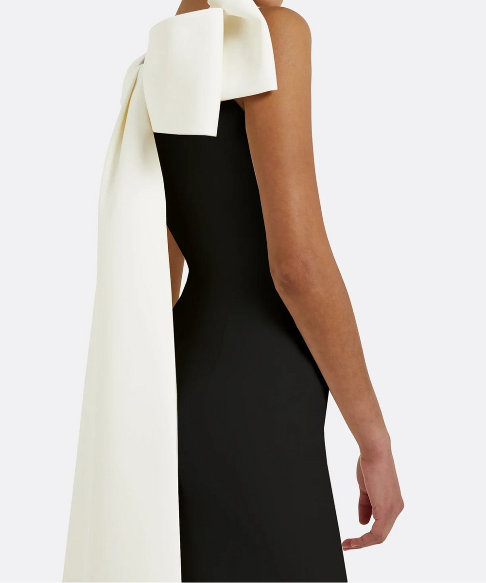 Black Sleeveless One Shoulder Oversized Ivory Bow Trailing Sash Column Maxi Gown